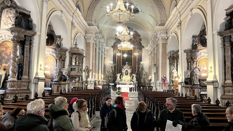 Ogled cerkve sv. Jakoba v Ljubljani (foto: Neža Lukančič)