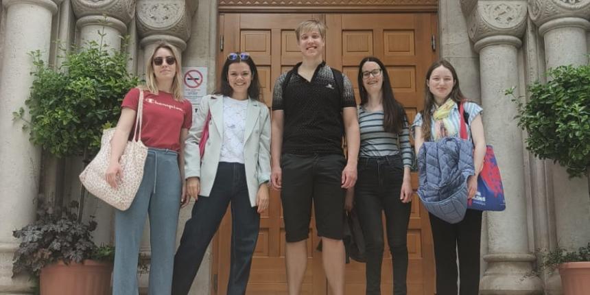 Taja Dagarin, Manca Toporišič Gašperšič, Teodora Komlenić, Jana Kulovic in Luka Markošek